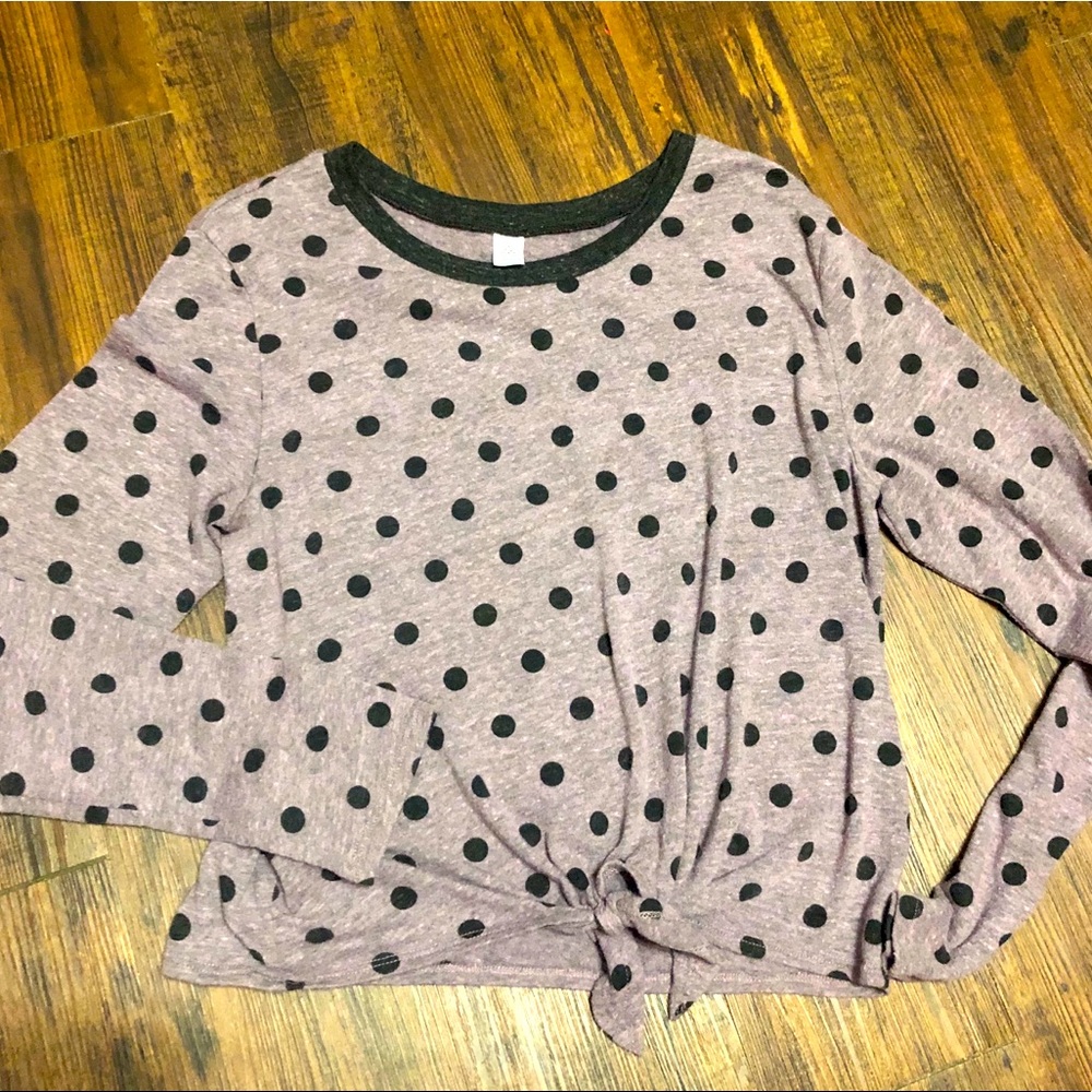 POLKA DOT TOP- XL Fits like a MEDIUM